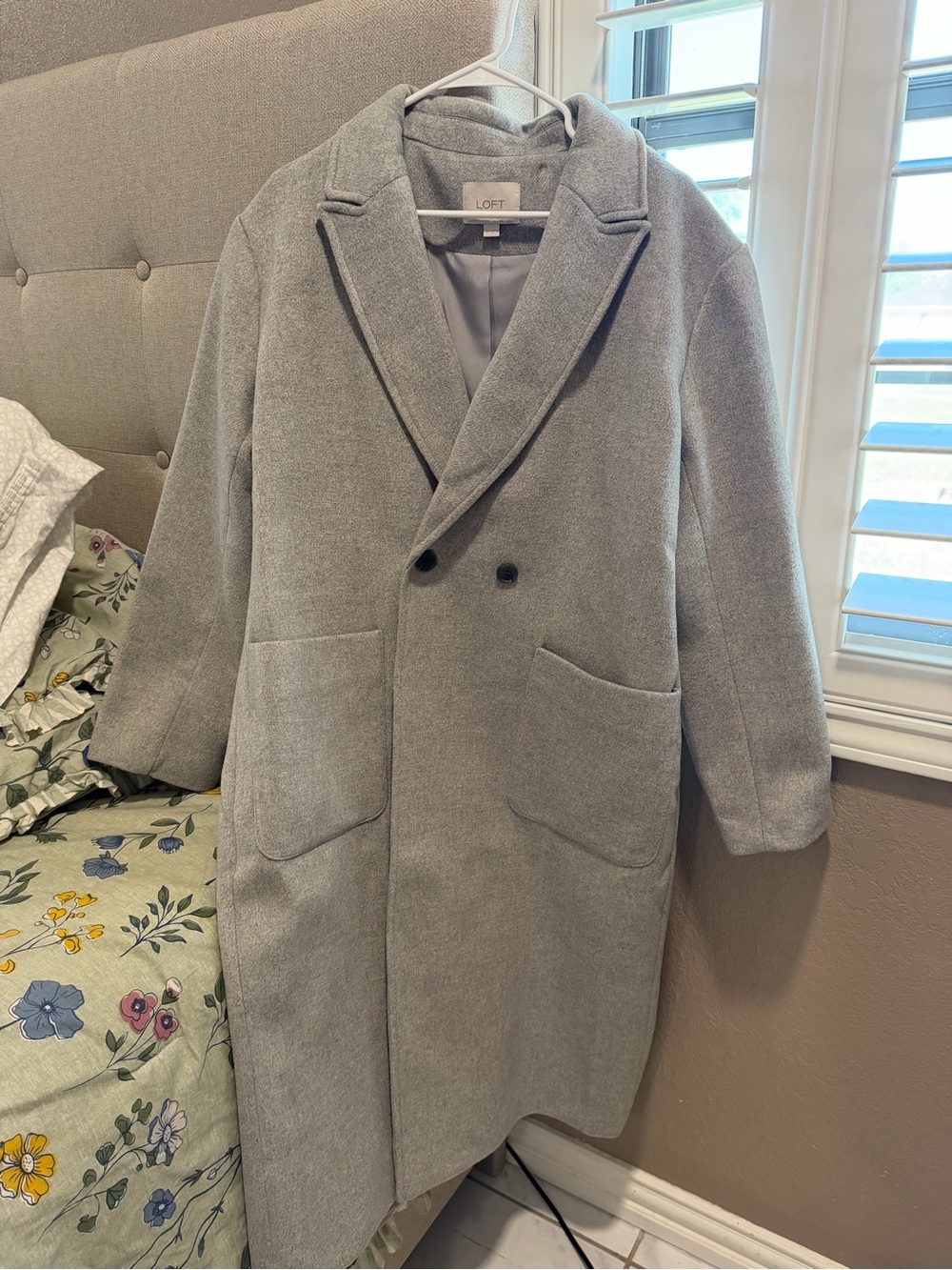 LOFT Light Gray Double-Breasted Women's Trench Coat